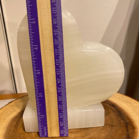 Onyx Heart Lamp, Unique Lighting, Office Decor, Bedroom Decor, Stone Carvings - Picture 4 of 6